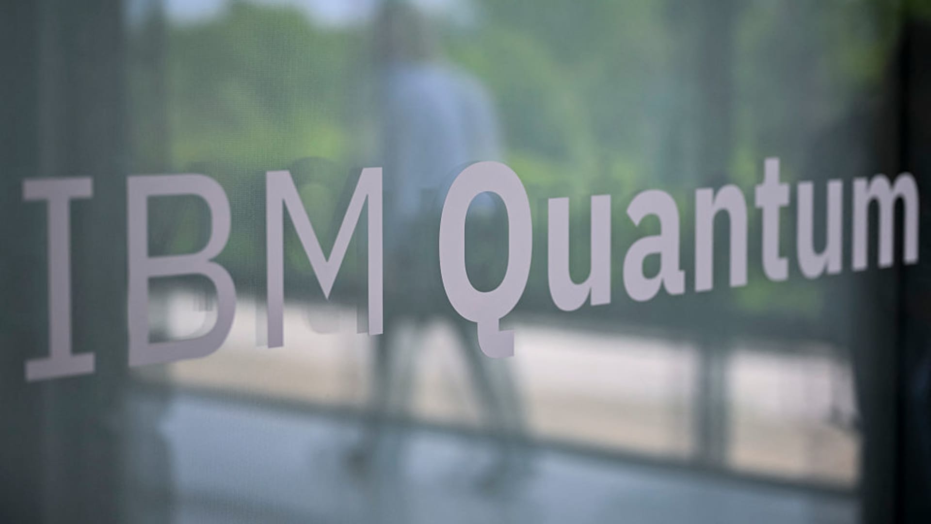 Ways to play possible $4 billion quantum computing market, BofA says