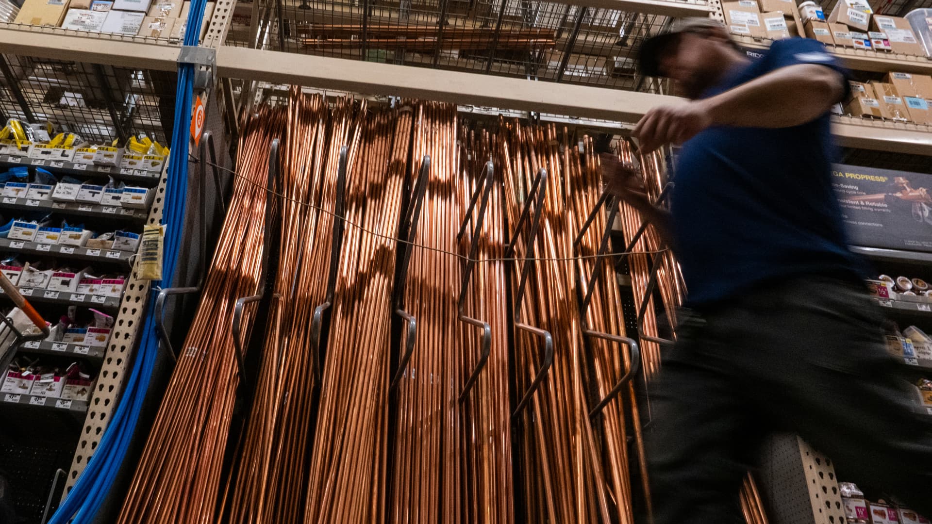 A breakout is forming in this mining stock as copper prices find their footing, says Katie Stockton