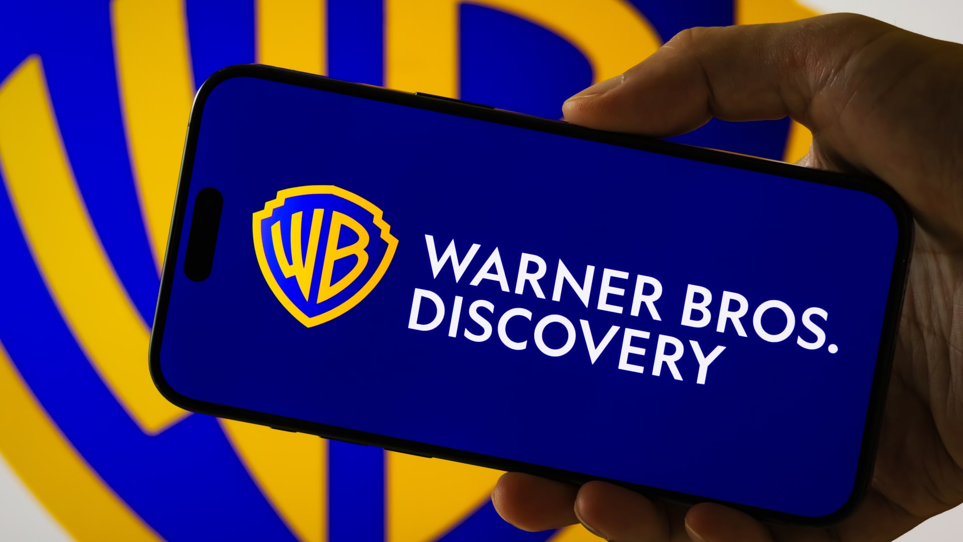 Warner Bros. Discovery set to fall after 68% one-month move, KeyBanc says