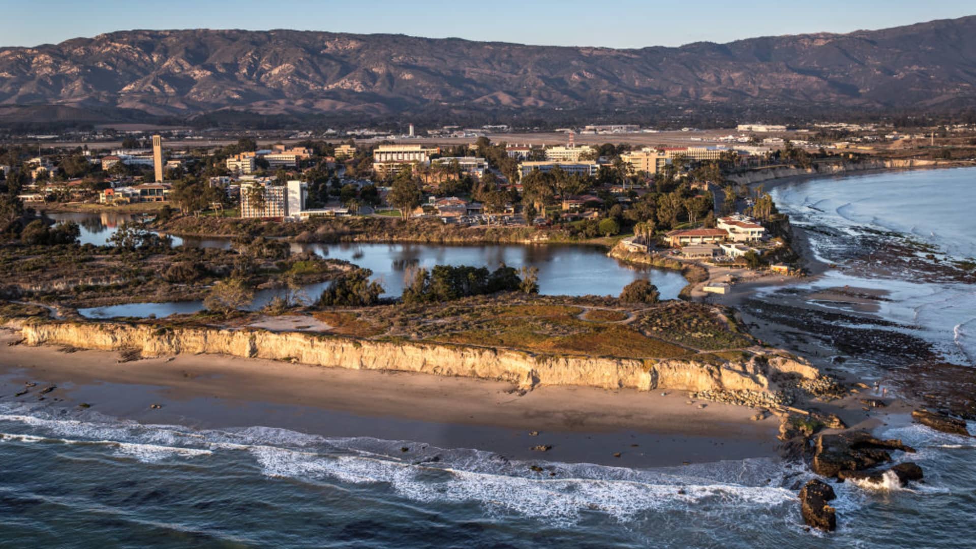 The 10 most expensive college towns in the U.S.