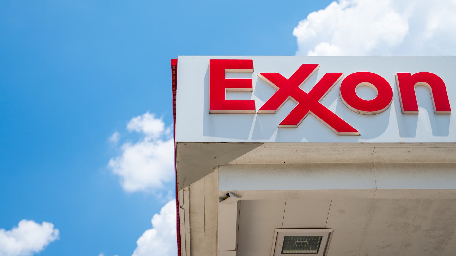 Exxon Mobil sues California over climate disclosure laws