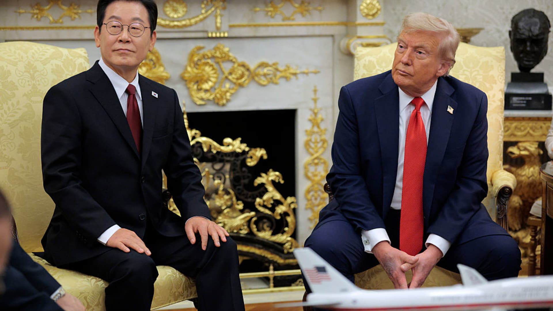 Trump announces trade breakthrough with South Korea on Asia trip