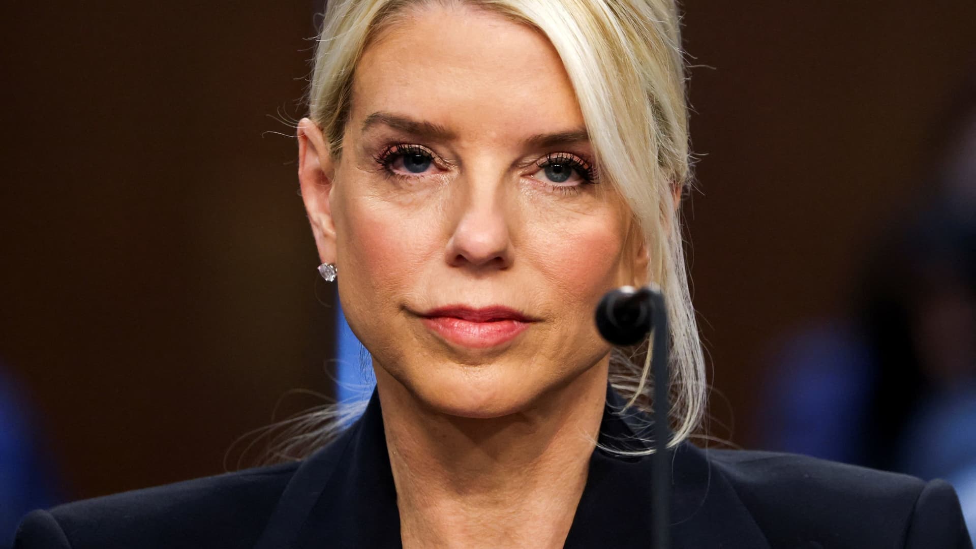 Pam Bondi stonewalls question about Trump mentions in Epstein files