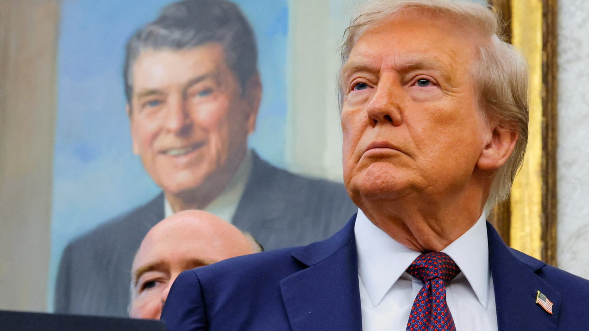 U.S. terminates Canada trade over Reagan ad
