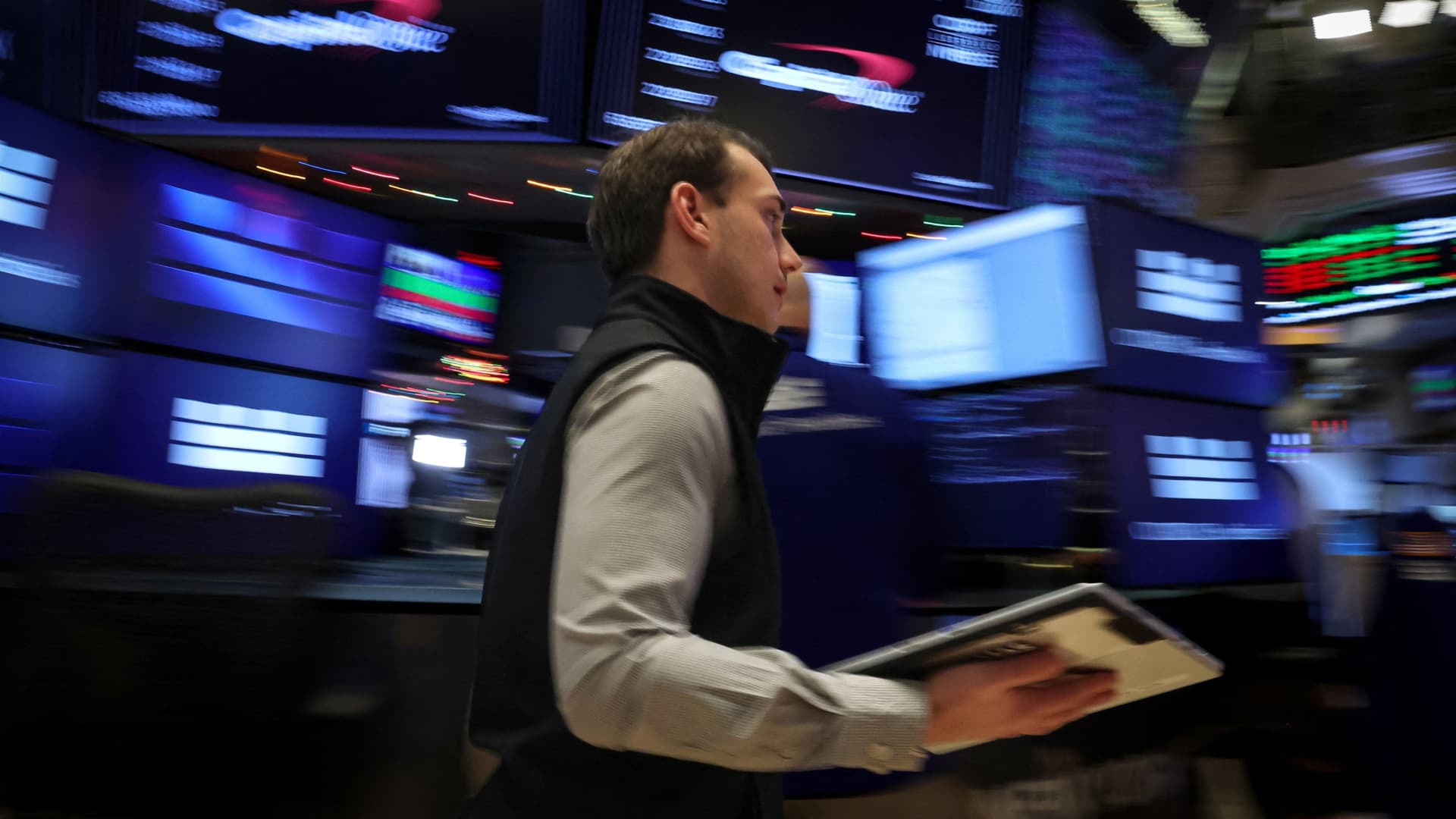 Stock market today: Live updates