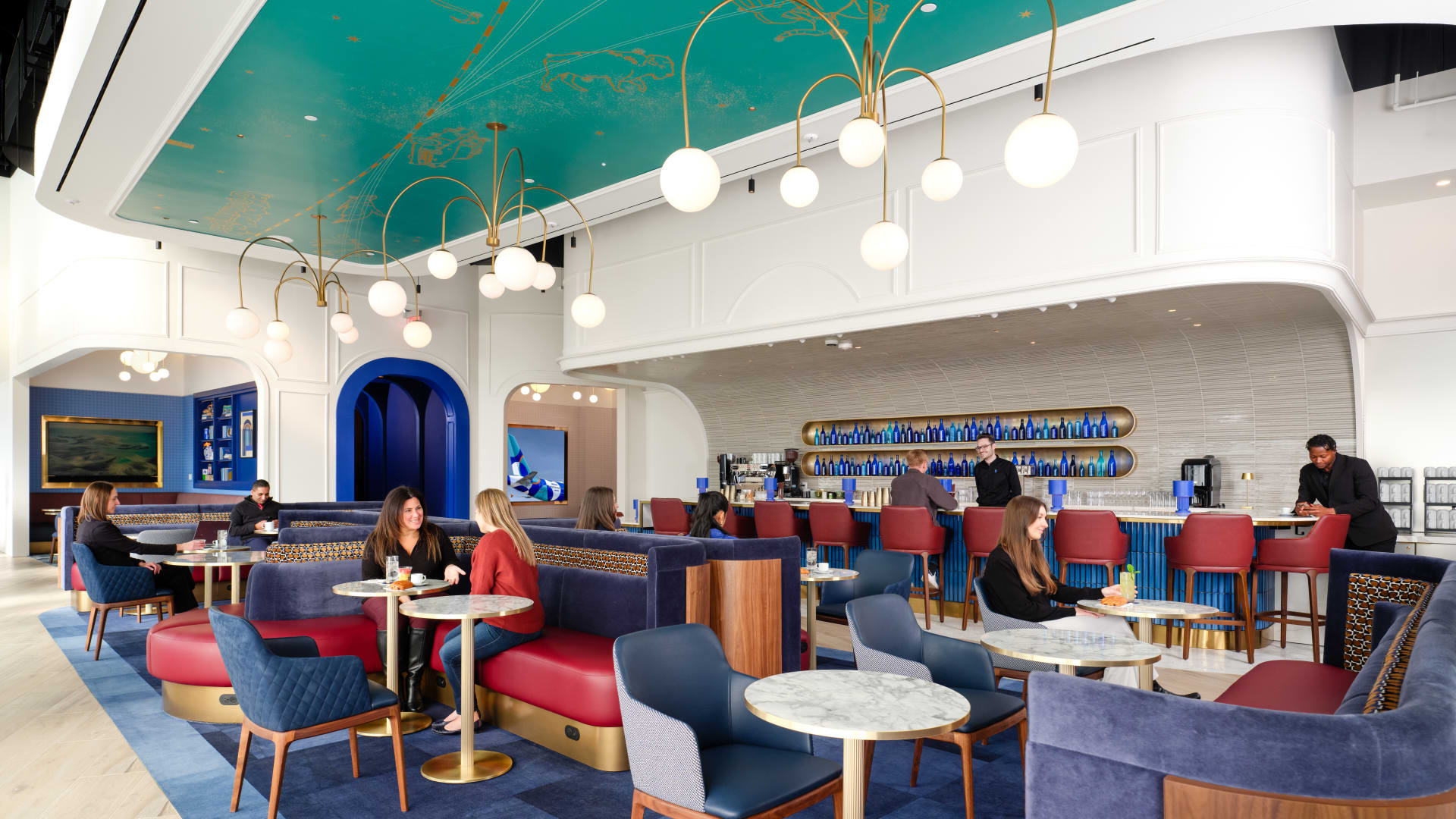 JetBlue unveils first ever airport lounge, BlueHouse